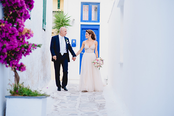 Elegant chic wedding in Tinos | Alexia & Nikos