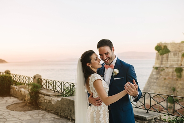 Beautiful rustic wedding in Corfu