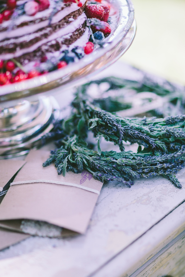 lavender-centerpieces-for-wedding-tables