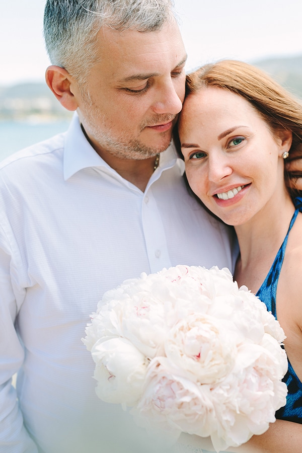 unique-wedding-proposal-athens-airport_09