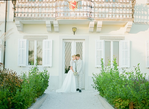 Romantic intimate styled shoot in Italy