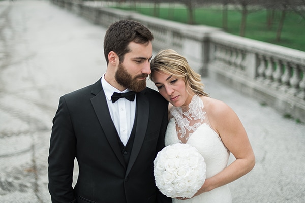 Luxurious wedding with neutral hues in Chicago | Alexandra & John