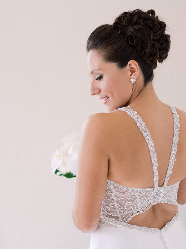 luxurious-wedding-kefalonia-neutral-color-hues_06