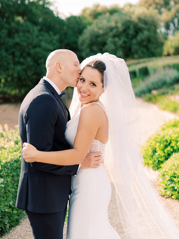 luxurious-wedding-kefalonia-neutral-color-hues_42