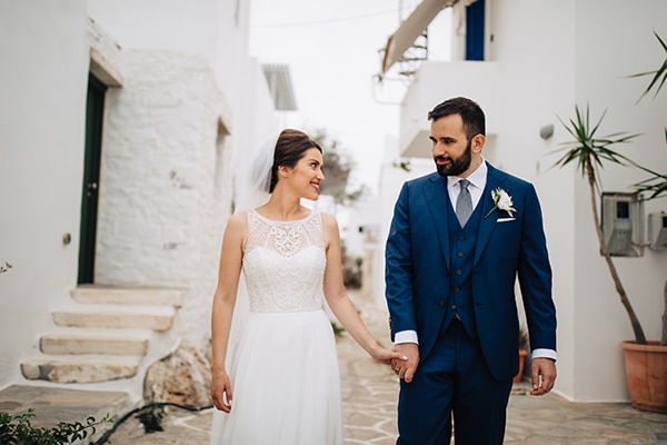 romantic-summer-wedding-paros-olive-theme_01x