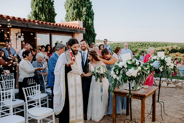 dreamy-summer-wedding-athens-lush-greenery-fairylights_13x
