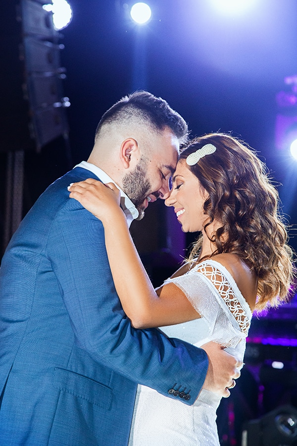 gorgeous-fall-wedding-thessaloniki-white-flowers_01