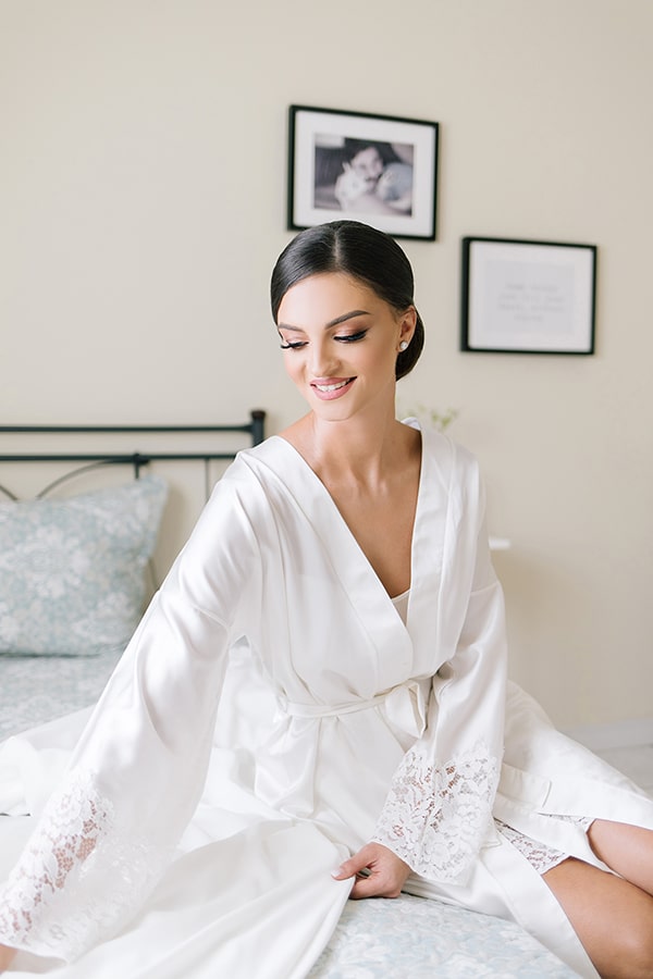 romantic-fall-wedding-greece-white-hues_09