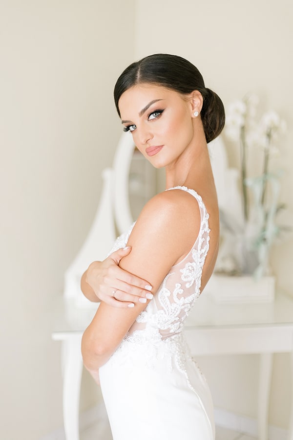 romantic-fall-wedding-greece-white-hues_12