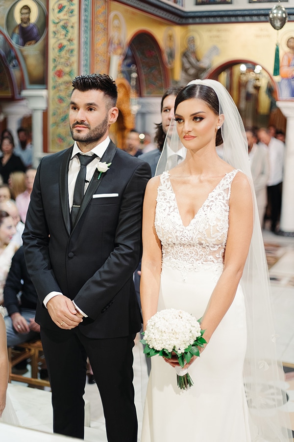 romantic-fall-wedding-greece-white-hues_19