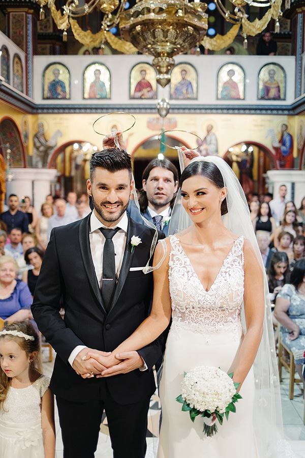 romantic-fall-wedding-greece-white-hues_21