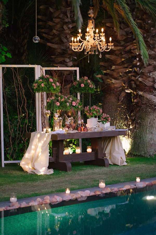 romantic-summer-wedding-athens-austin-roses-coral-hues_10x