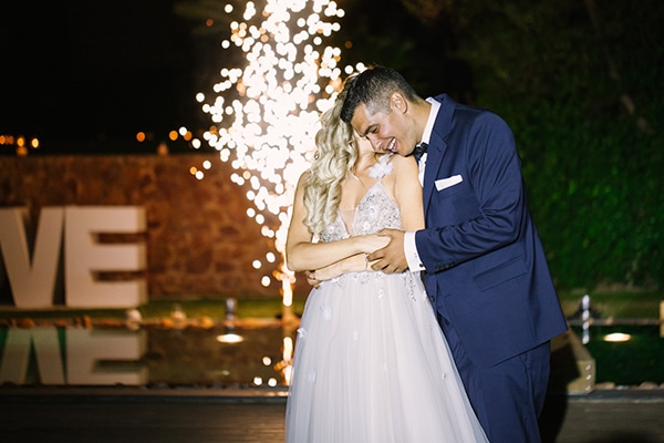 romantic-summer-wedding-athens-austin-roses-coral-hues_12x