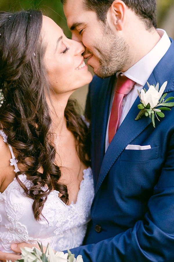 romantic-summer-wedding-athens-olive-branches_02