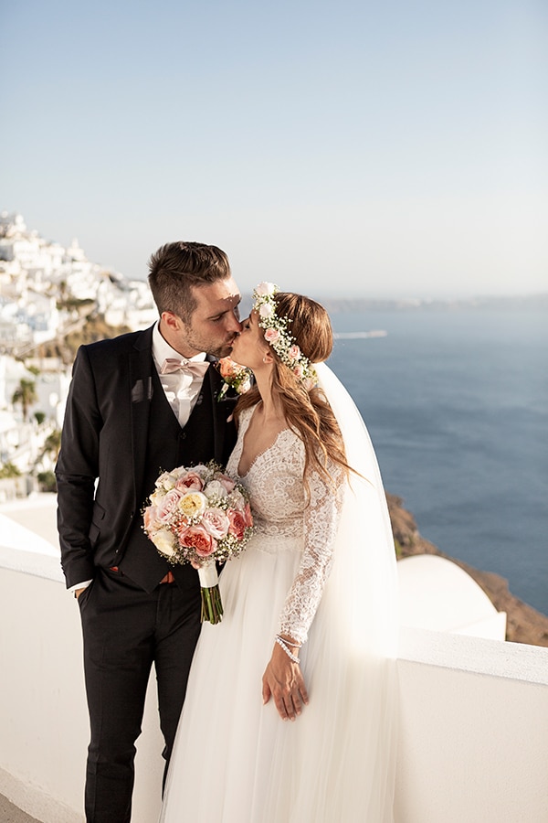 beautiful-wedding-pastel-colours-santorini_03