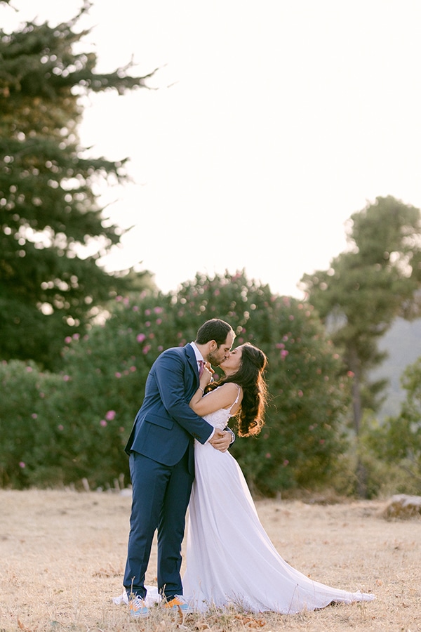 romantic-summer-wedding-athens-olive-theme_01