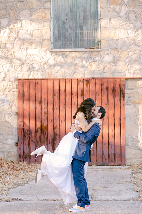 romantic-summer-wedding-athens-olive-theme_04