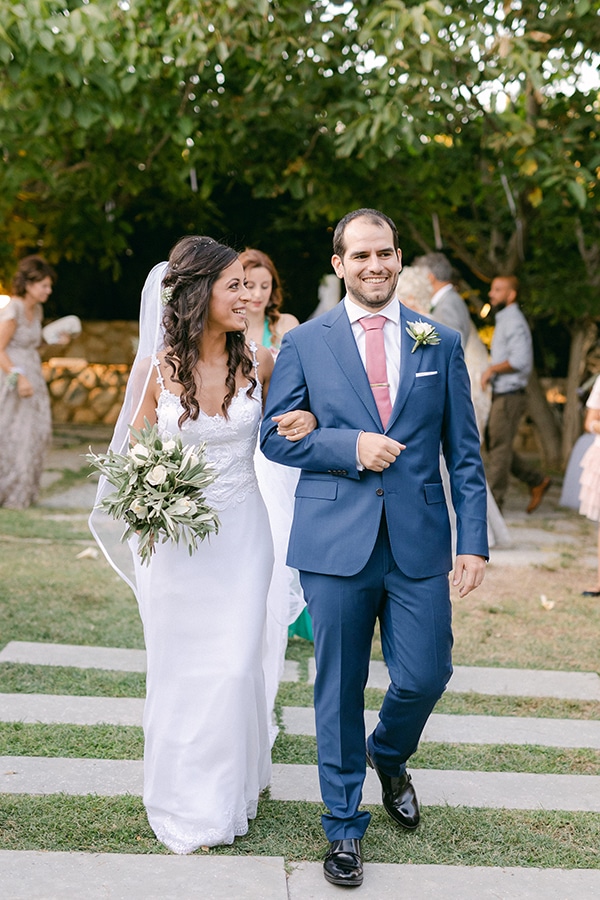 romantic-summer-wedding-athens-olive-theme_25x