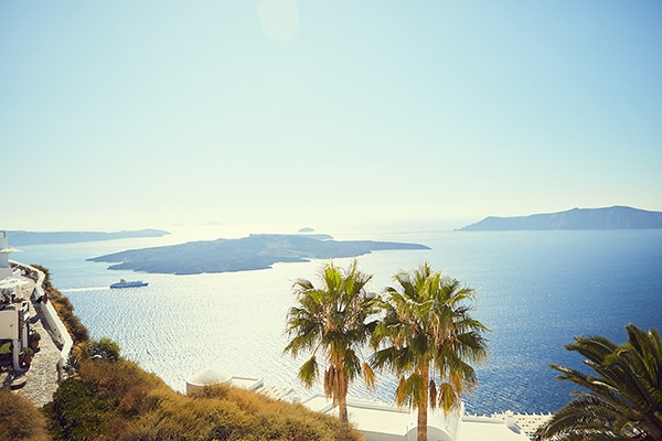 romantic-wedding-bohemian-elegant-touches-santorini_04