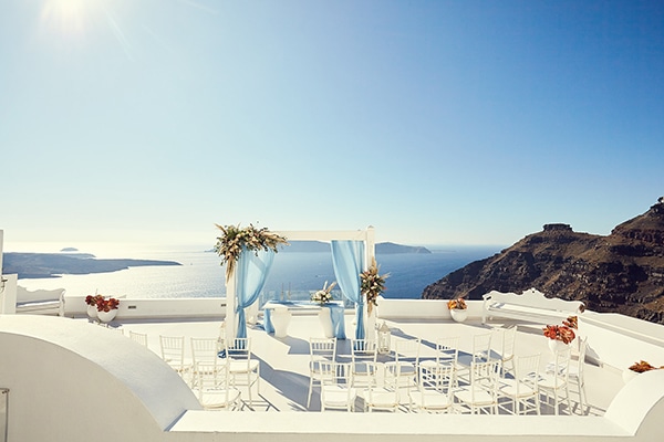 romantic-wedding-bohemian-elegant-touches-santorini_05