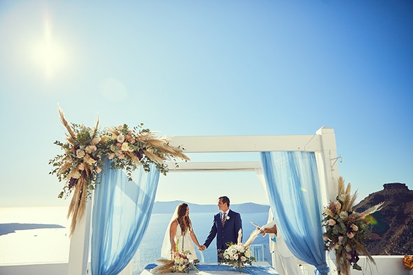 romantic-wedding-bohemian-elegant-touches-santorini_10