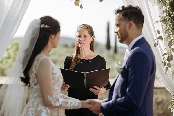whimsical-intimate-wedding-tuscany-rustic-details_14