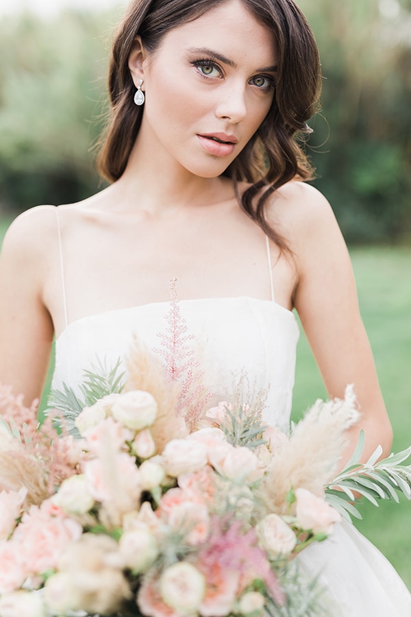 Elegant-wedding-ideas-pampas-black-details_03