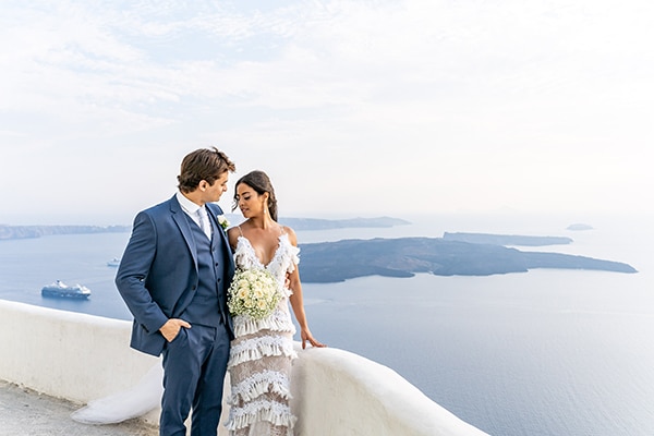 intimate-modern-wedding-santorini_26