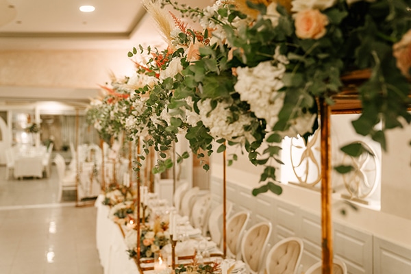 bloomed-fall-wedding-breathtaking-view-santorini-island_21