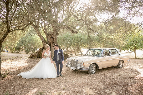 romantic-summer-wedding-wonderful-olive-grove-kefalonia-island_28