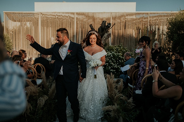 rustic-summer-wedding-nicosia-string-lights-flowers-vivid-colors_36