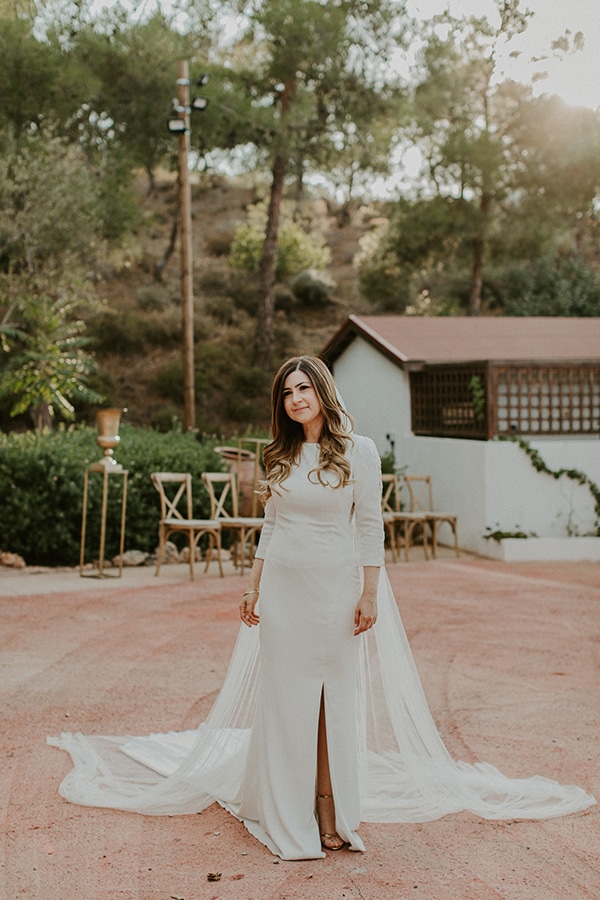 al-fresco-rustic-wedding-cyprus-soft-colors_02