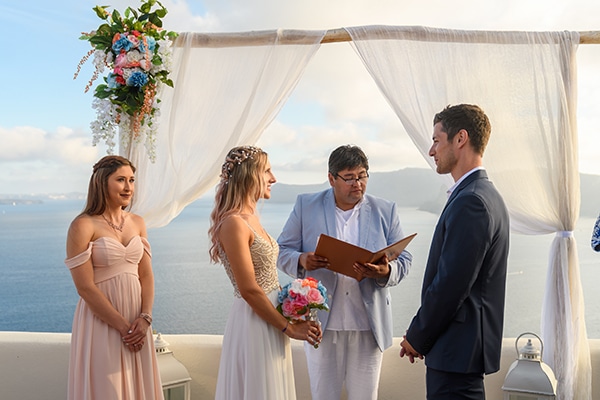 beautiful-spring-wedding-santorini-breathtaking-view_10x