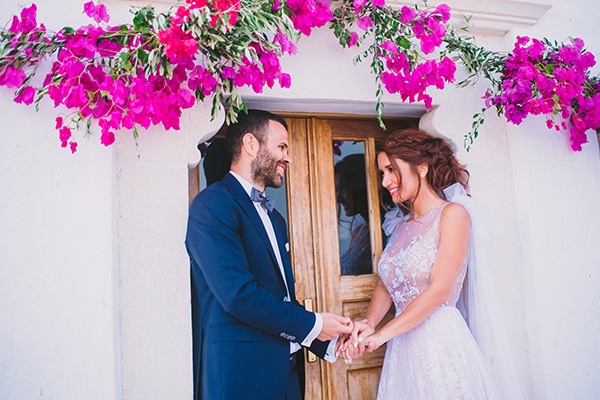 Beautiful summer wedding with bougainvillea in Folegandros