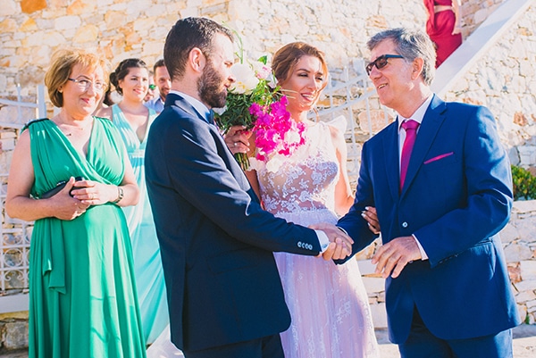 beautiful-summer-wedding-bougainvillea-folegandros_30x