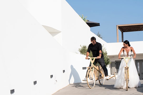 bohemian-summer-wedding-kythnos-pampass-grass-white-flowers_01