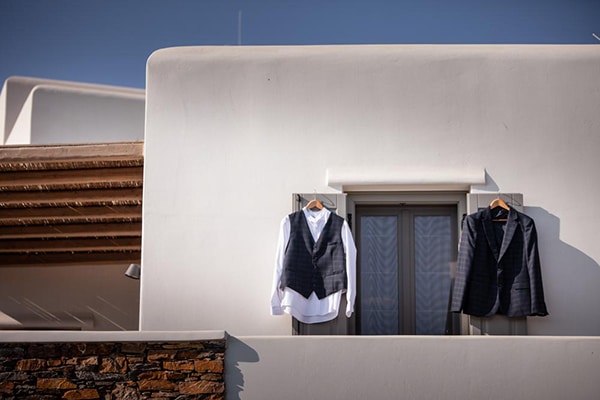 bohemian-summer-wedding-kythnos-pampass-grass-white-flowers_10x