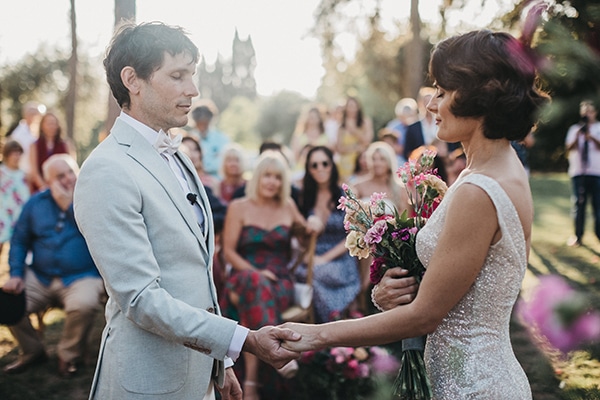 colorful-outdoor-wedding-picturesque-corfu-island_01