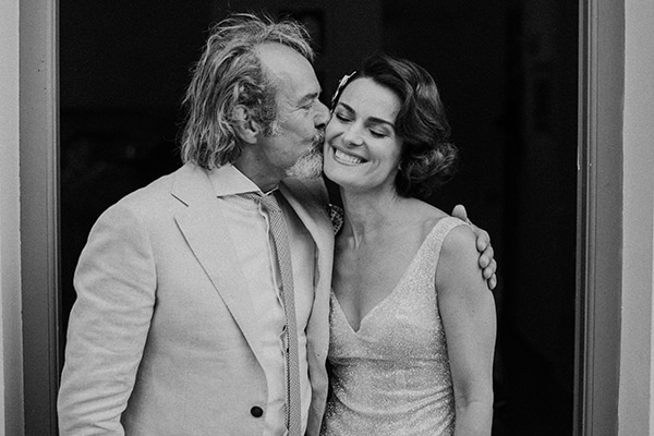 colorful-outdoor-wedding-picturesque-corfu-island_06