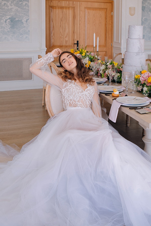 dreamy-styled-shoot-athenian-riviera-romantic-elegant-decoration_03