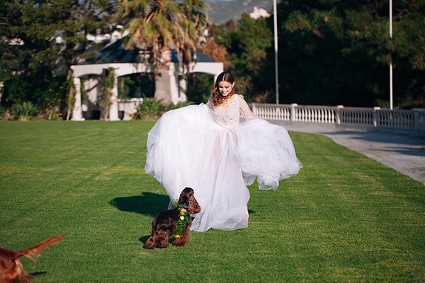 dreamy-styled-shoot-athenian-riviera-romantic-elegant-decoration_14