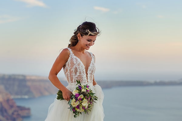 intimate-blue-white-wedding-imerovigli-santorini_10x