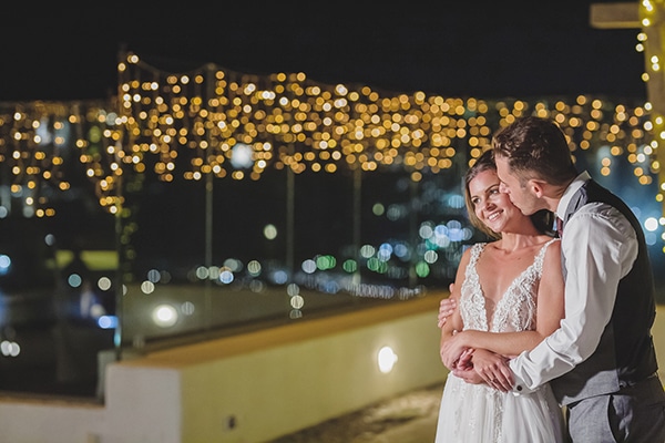intimate-blue-white-wedding-imerovigli-santorini_26