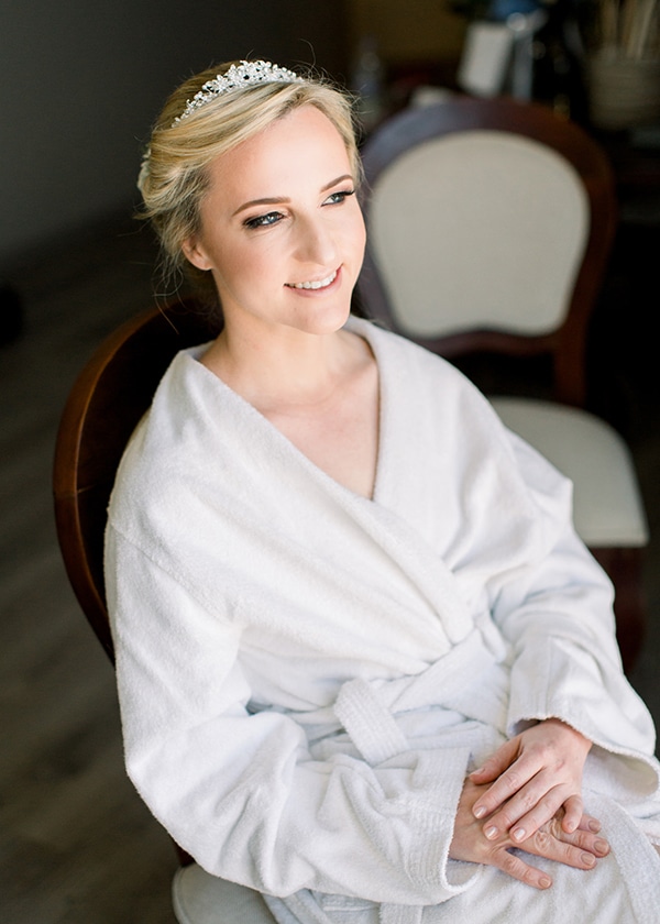 intimate-wedding-corfu-timeless-white-romantic-dusty-blues_05