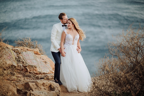 lovely-summer-wedding-athens-white-flowers_01