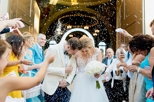 lovely-summer-wedding-athens-white-flowers_16x