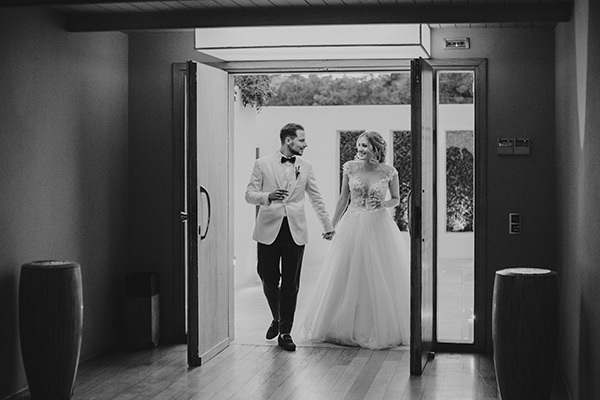 lovely-summer-wedding-athens-white-flowers_18