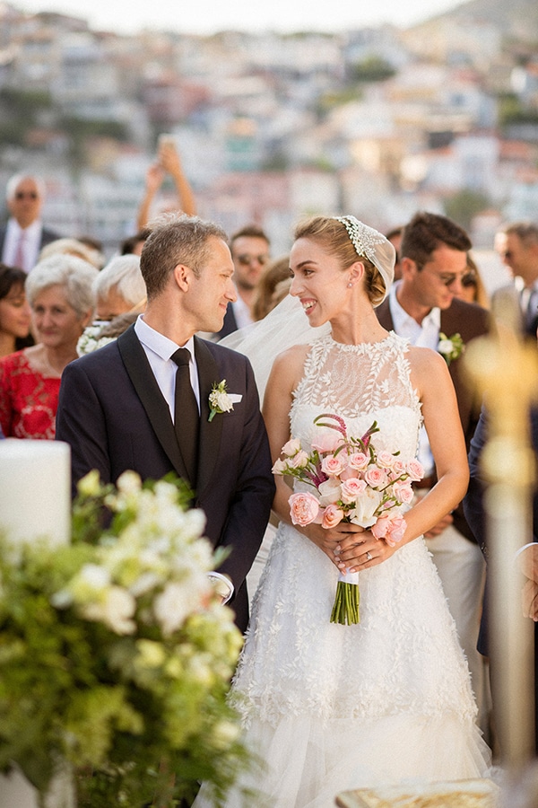 lush-garden-style-wedding-parga-touches-elegance_26