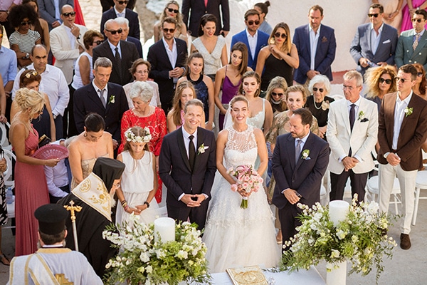 lush-garden-style-wedding-parga-touches-elegance_28