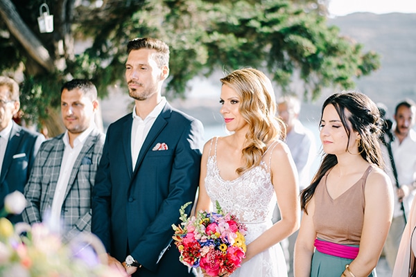 modern-summer-wedding-kythnos-vivid-colors_15